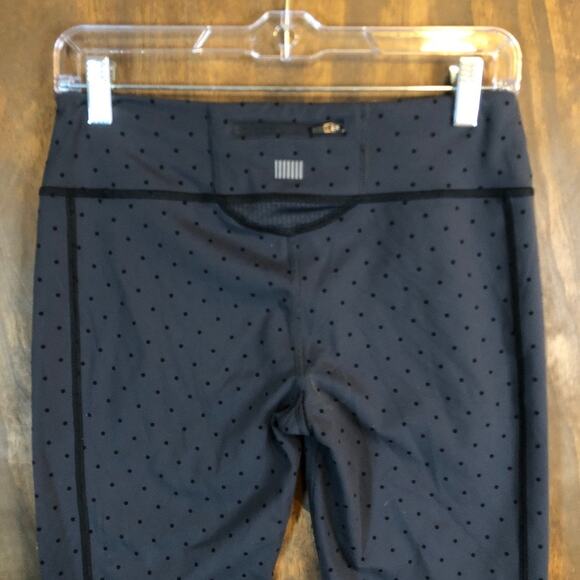 Victoria's Secret VSX Womens Pants Gray Black Polka Dot Pull On Crop Leggings S - Picture 9 of 11